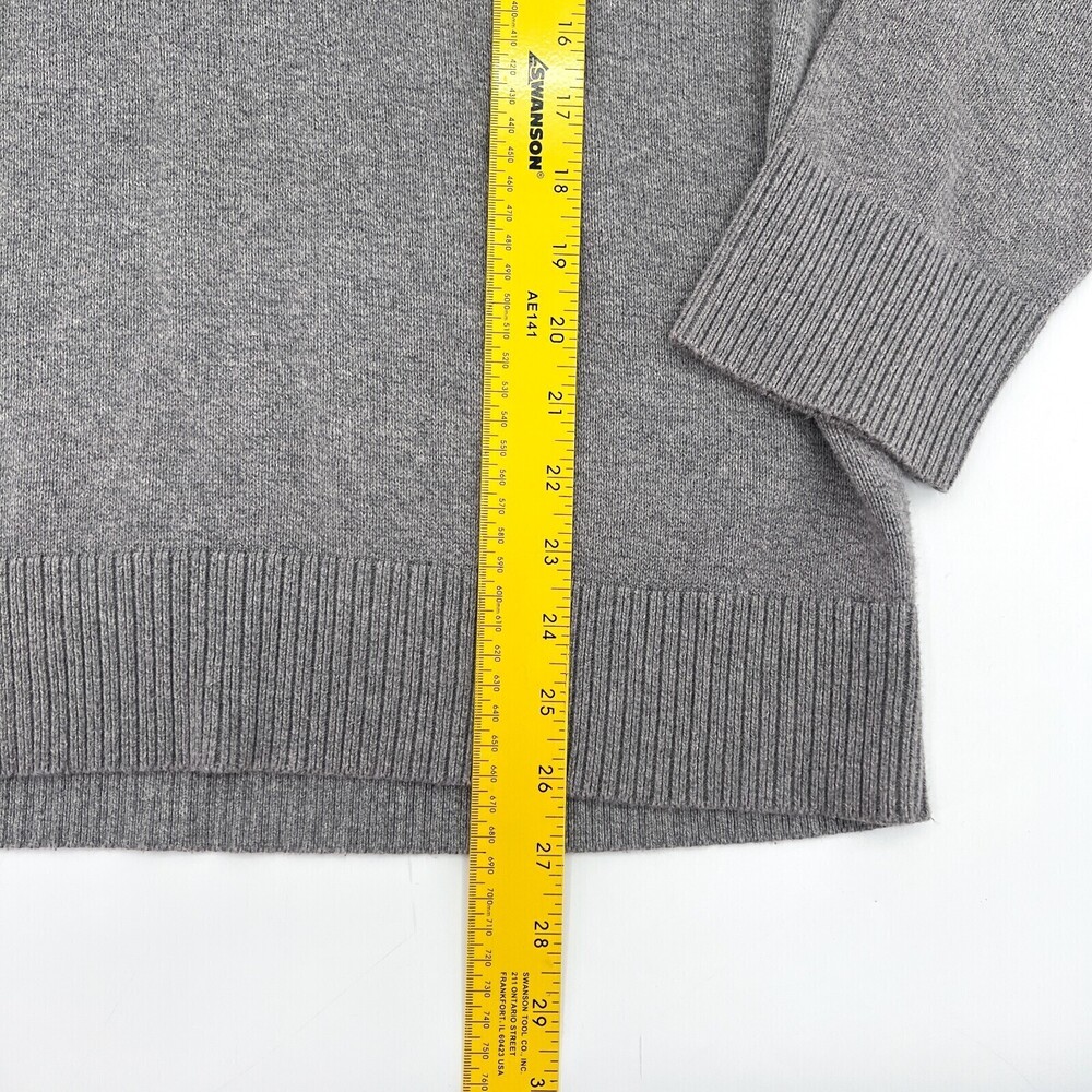 American Eagle AEO Sweater mens Large Grey Pullover V-Neck Logo Knit Outdoor - Picture 5 of 9